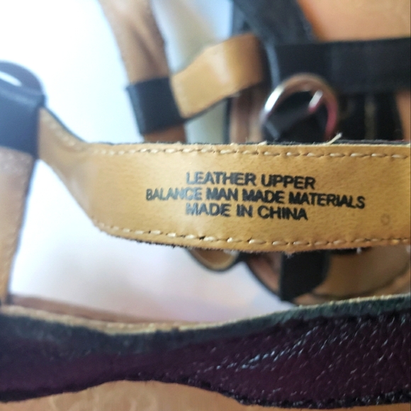 B.O.C. women's black leather sandals size 10 EU 42 - Picture 3 of 13